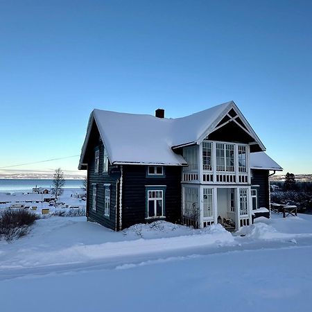 Отель Idylliske Evjua Ved Mjosa Skreia Экстерьер фото
